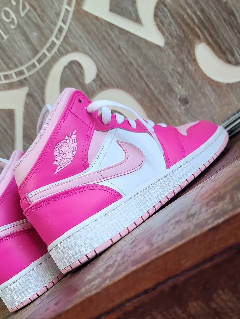 Jordan bold two